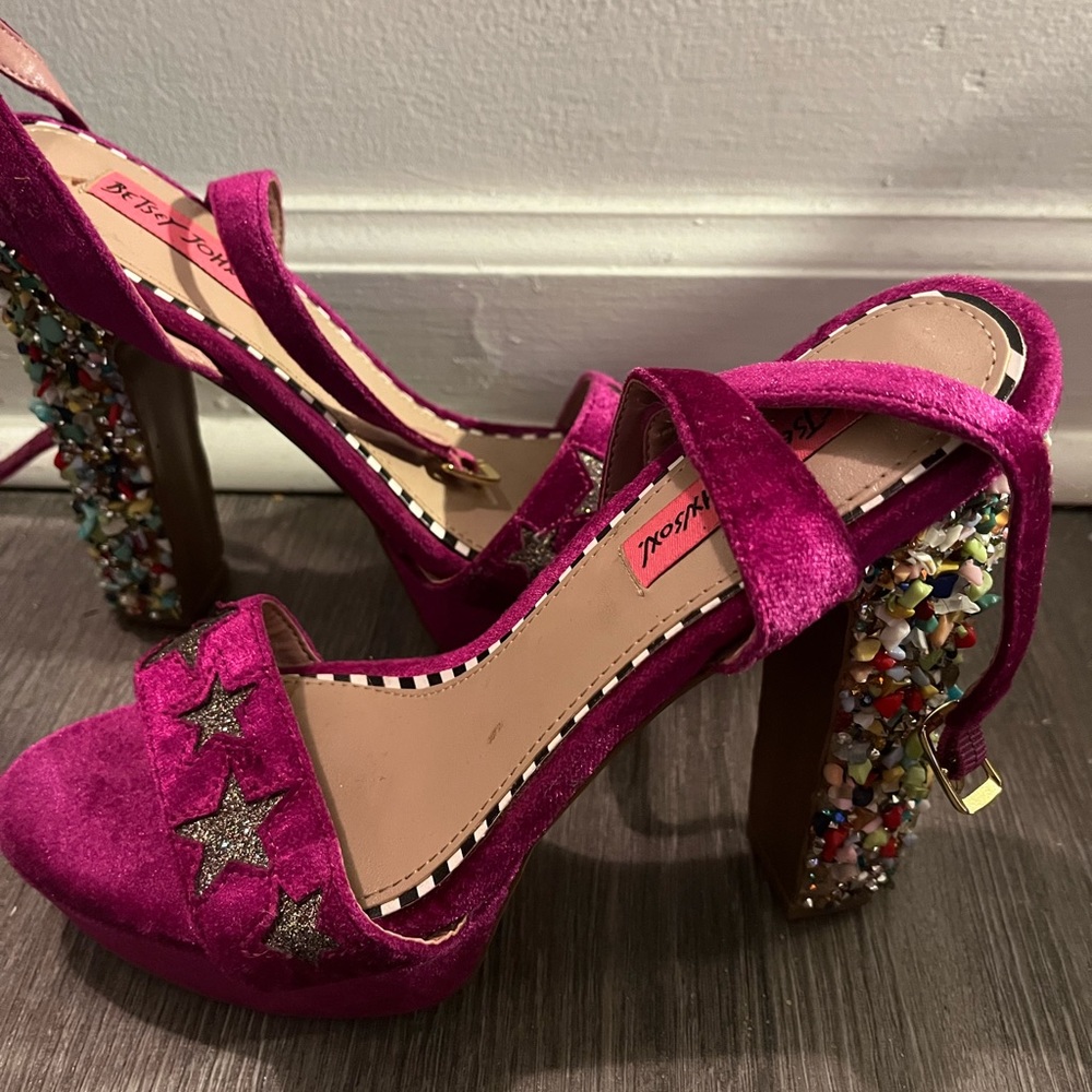 Betsey Johnson Velvet Platform Heels | Fuchsia with Rhinestones | Women’s Size 7